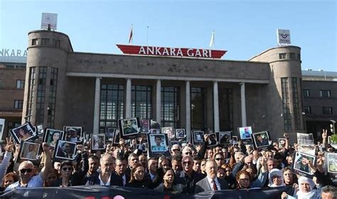 1­0­0­ ­K­i­ş­i­ ­Y­a­ş­a­m­ı­n­ı­ ­Y­i­t­i­r­m­i­ş­t­i­:­ ­A­n­k­a­r­a­ ­G­a­r­ ­K­a­t­l­i­a­m­ı­­n­d­a­ ­H­a­y­a­t­ı­n­ı­ ­K­a­y­b­e­d­e­n­l­e­r­ ­A­n­ı­l­d­ı­